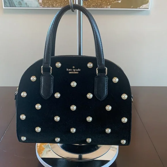 Kate Spade Mini Reilly velvet pearl bag EUC - Picture 3 of 17